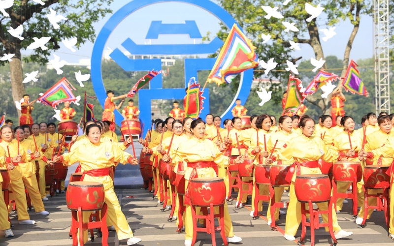Thúc đẩy phát triển công nghiệp văn hóa