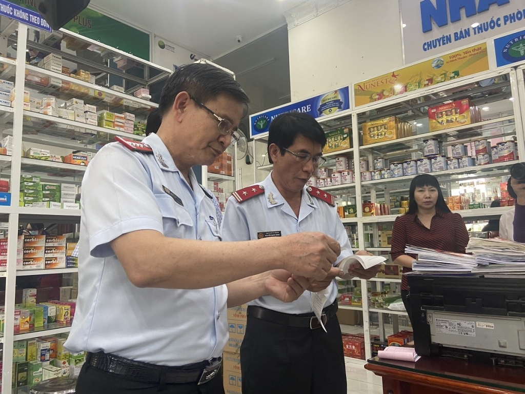 Bộ Công Thương yêu cầu kiểm soát thị trường sữa, thuốc và thực phẩm bảo vệ sức khỏe