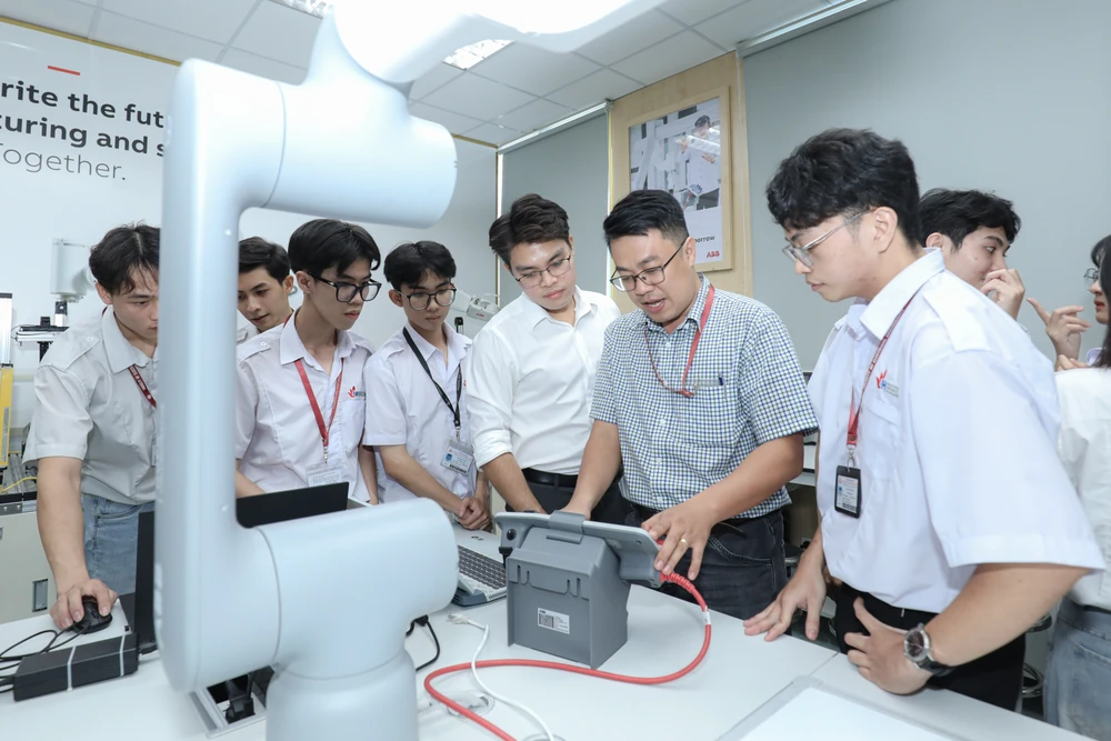 Đề xuất sinh viên học ngành toán, khoa học, công nghệ, kỹ thuật được vay vốn đến 5 triệu đồng/tháng