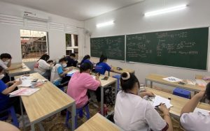 Bộ Giáo dục và Đào tạo yêu cầu tiếp tục siết chặt quản lý hoạt động dạy thêm, học thêm