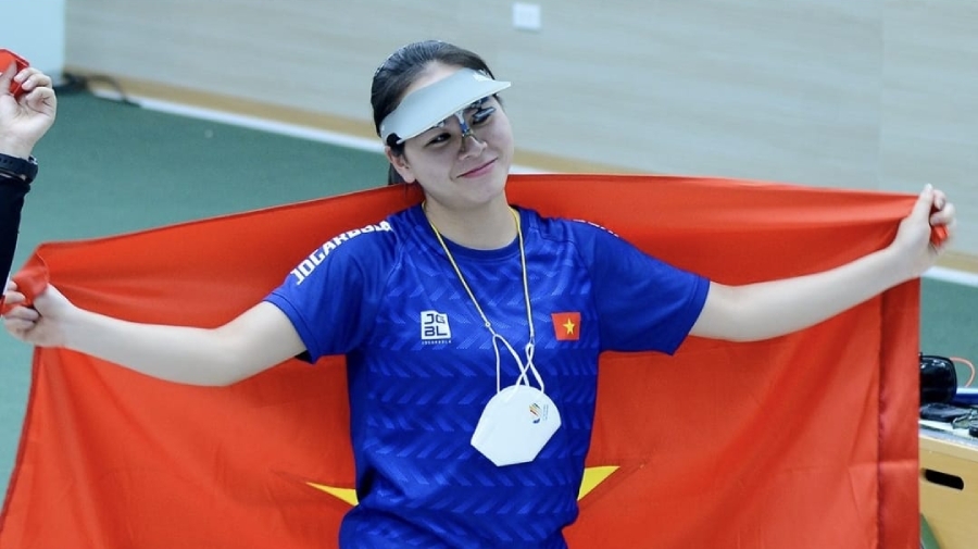 Trịnh Thu Vinh xuất sắc vươn lên hạng 8 thế giới ở nội dung 10m súng ngắn hơi nữ